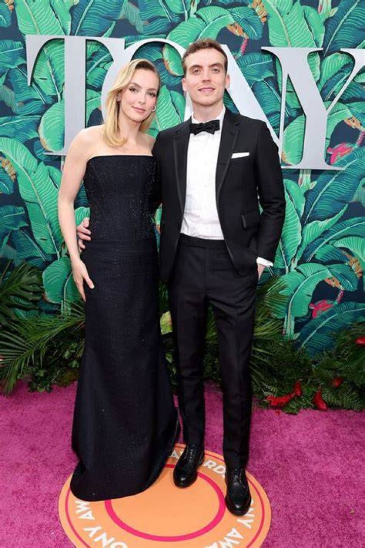 Who Is Jodie Comer Boyfriend in 2023? All about Her Love Affairs Creeto