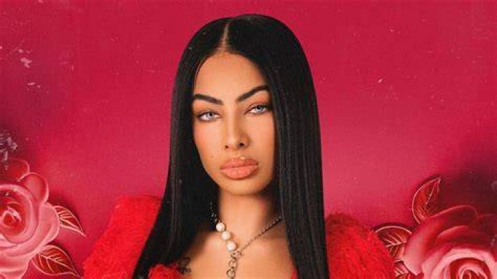 Yailin La Mas Viral Bio, Age, Featurings, & More
