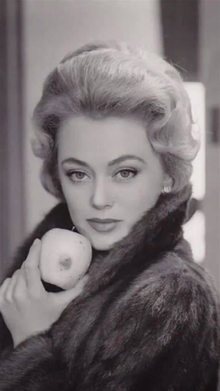 Young Rue McClanahan GoldenGirlsTV